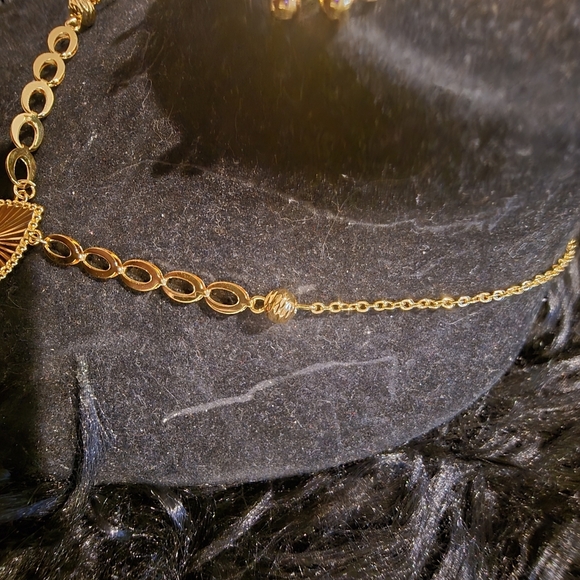 Elegant 21kgp Dubai Gold Jewelry Set with Earrings and Necklace - Picture 4 of 11